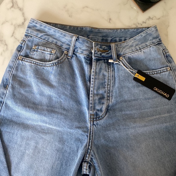 NWT relaxed fit 90s style button down jeans size S (fits a size 25) 👖💙🧢 - Picture 1 of 5